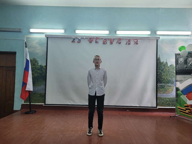 Поклонимся великим тем годам....